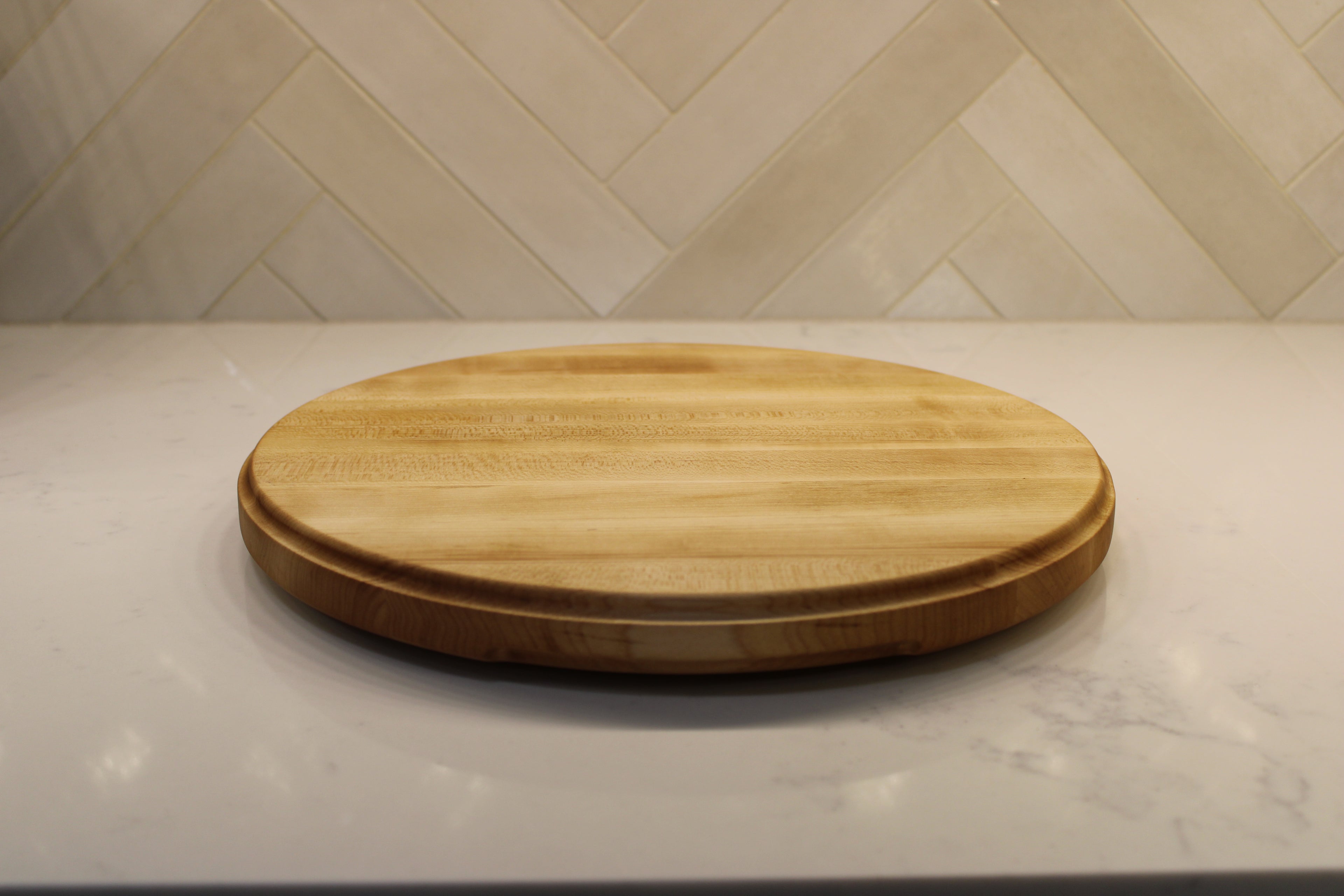 Maple Round Edge Grain Cutting Board 14” Diameter