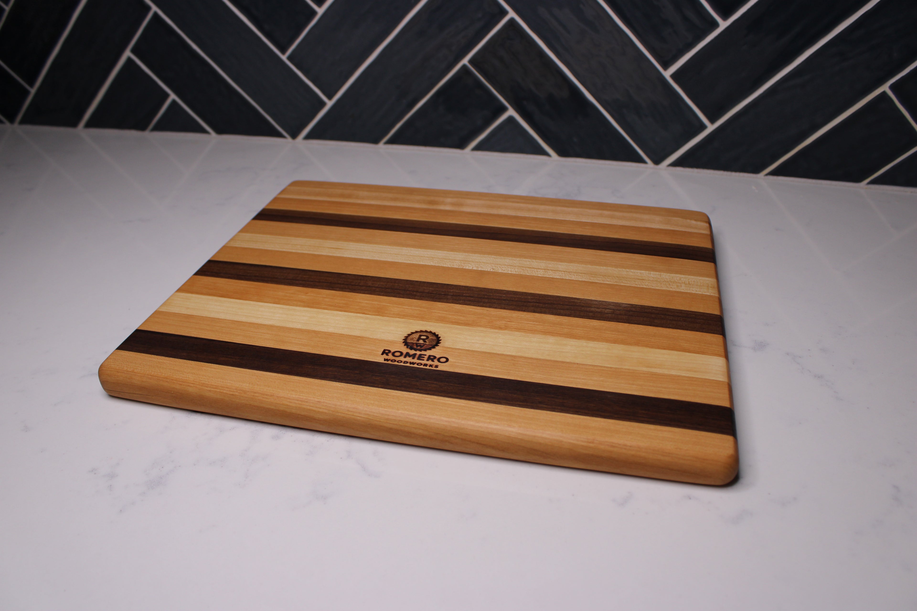 Maple/ Walnut/ Cherry Edge Grain Cutting Board