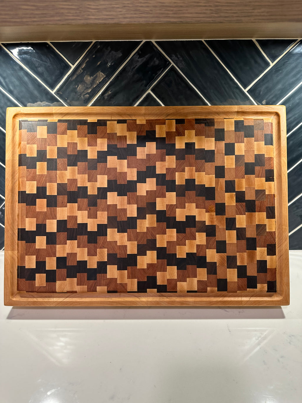 Maple/ Walnut/ Cherry End Grain Cutting Board 20”x 14” x 2.5” Thickness