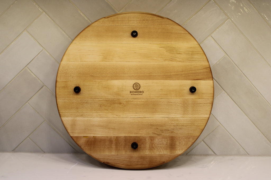 Maple Round Edge Grain Cutting Board 14” Diameter